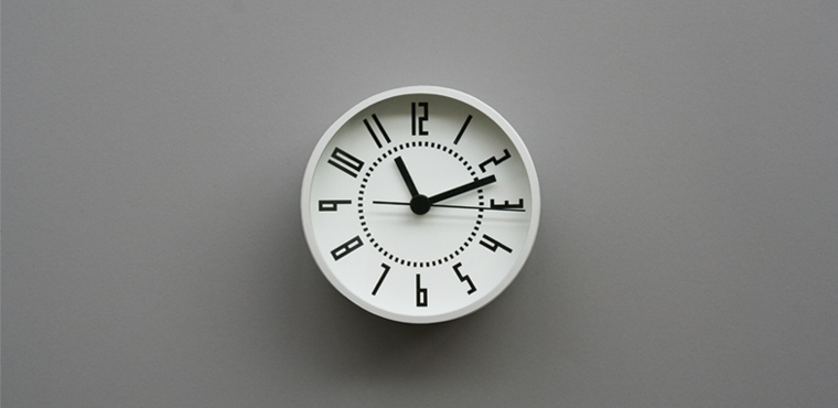 eki clock/white