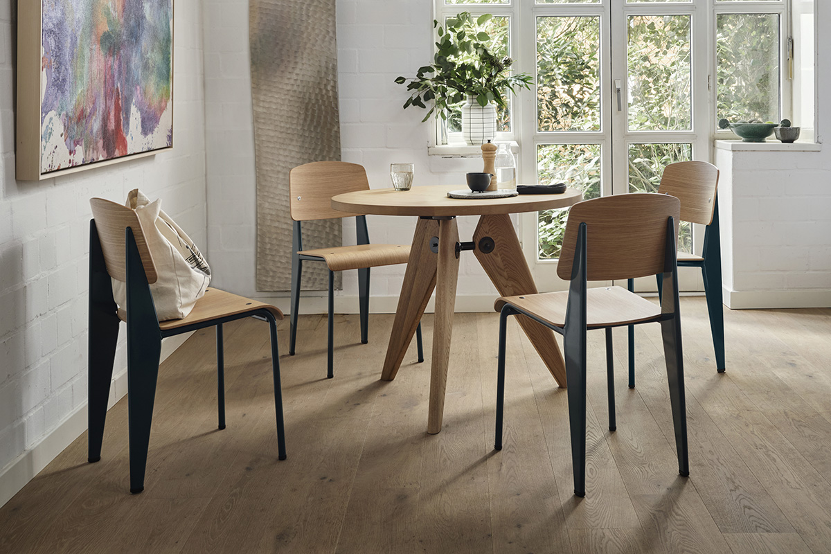 vitra �����ȥ�